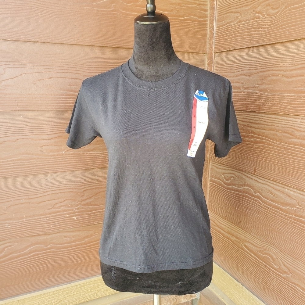 NWT Gildan Heavy Cotton Black Short Sleeve T-Shirt Youth Size Small 10-12